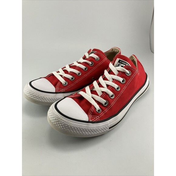 Converse Chuck Taylor Classic All Star Canvas Low Top Red - Men 7 Women 9 - Picture 1 of 11